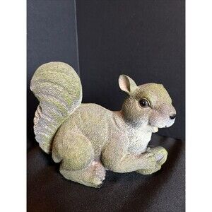 VTG Flocked Brown Squirrel Figure Resin Glass Eyes Holding Acorn Decor 5inX4.5in